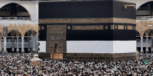 Konflik Houthi-Arab Saudi Memanas, Bagaimana Nasib Penerbangan Umrah Indonesia?